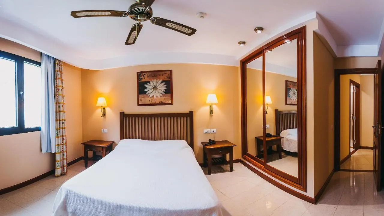 Aparthotel El Galeon 산타크루즈데라팔마 스페인