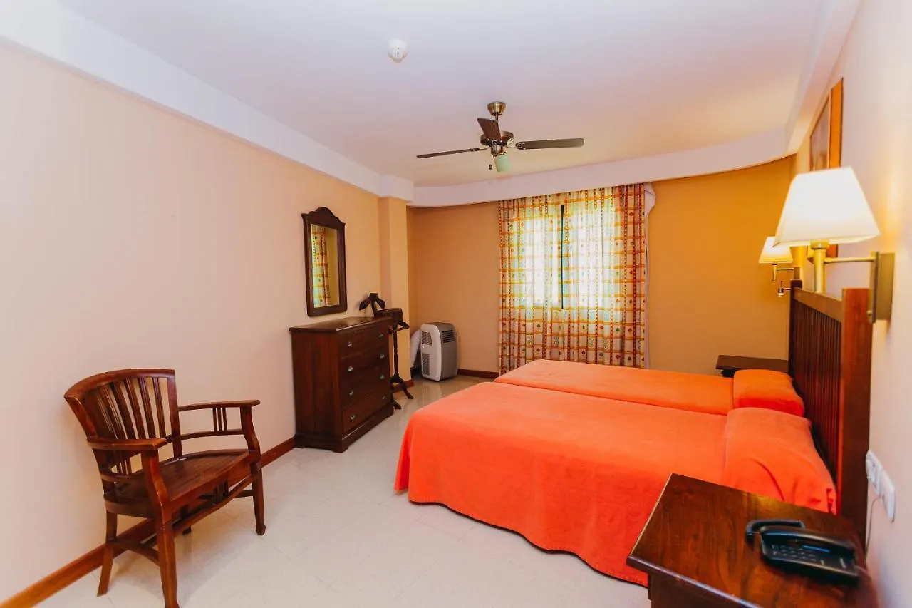 Aparthotel El Galeon 산타크루즈데라팔마